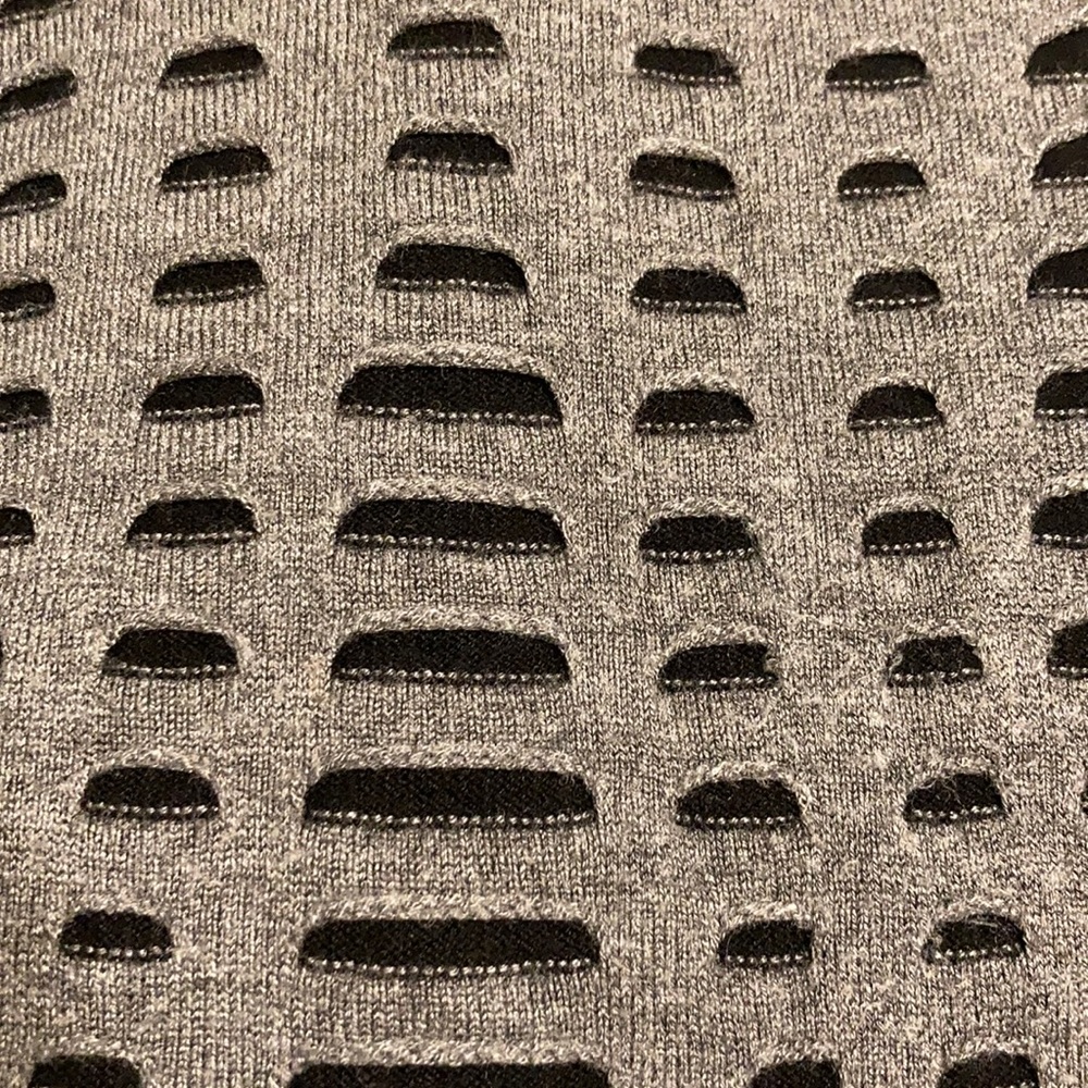 Express 3/4 length Sweater distressed - Picture 2 of 4